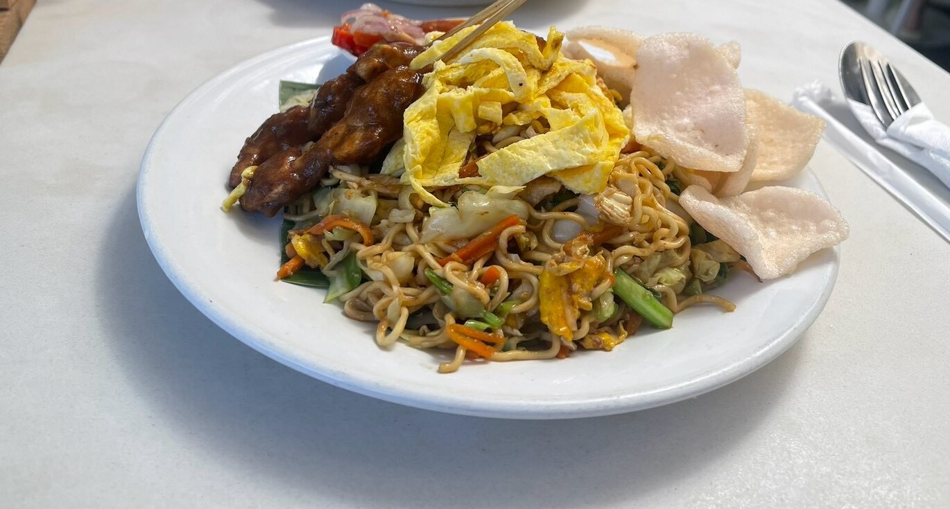Bebek Tepi Sawahのミーゴレン